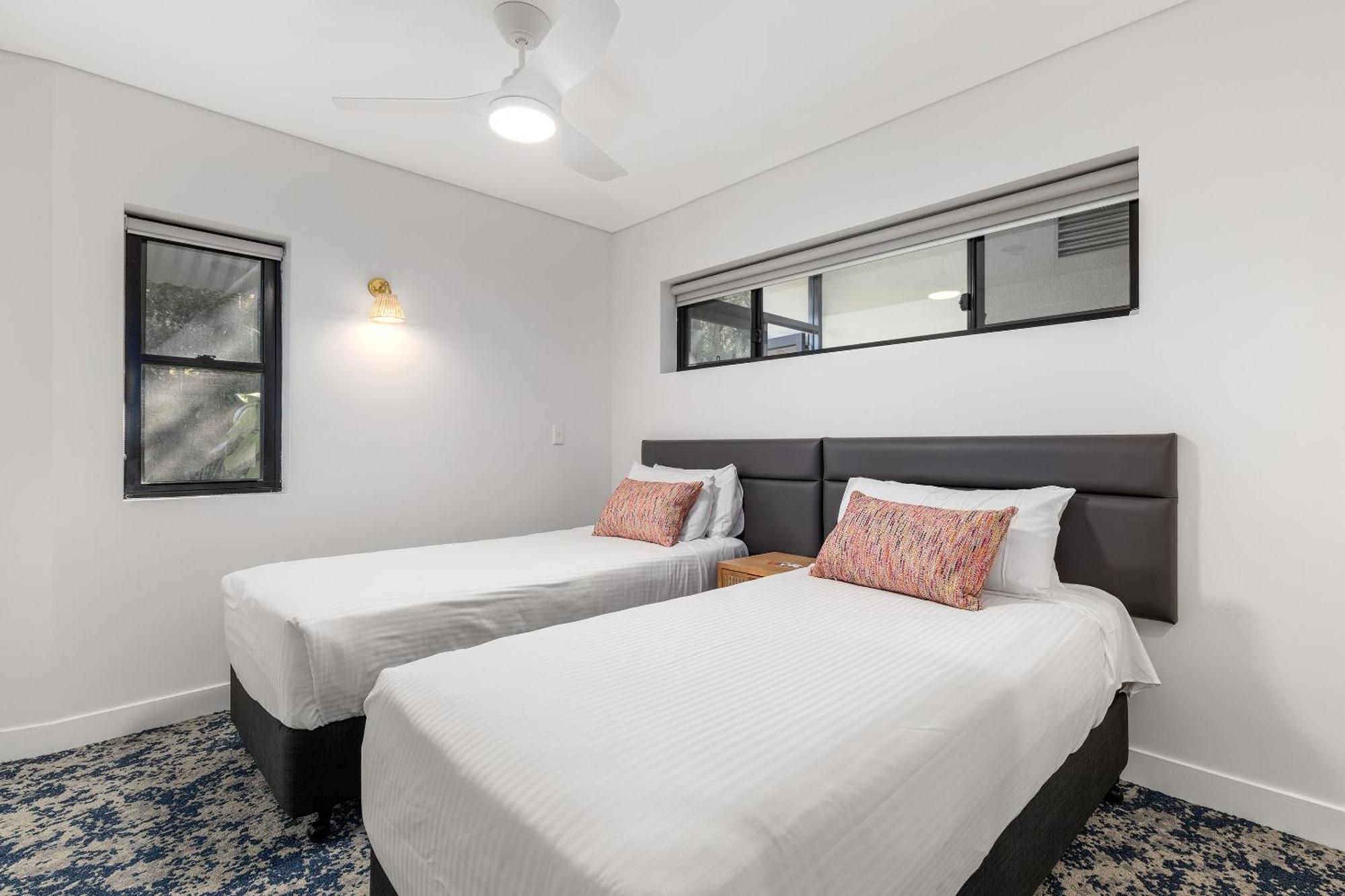 รามาดา รีสอร์ต บาย วินด์แฮม คอฟฟ์ ฮาร์เบอร์ Hotel คอฟฟ์ฮาร์เบอร์ ภายนอก รูปภาพ